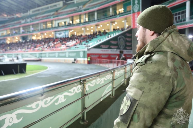 Чеченские Росгвардейцы обеспечили правопорядок во время проведения футбольного матча Российской Премьер-Лиги