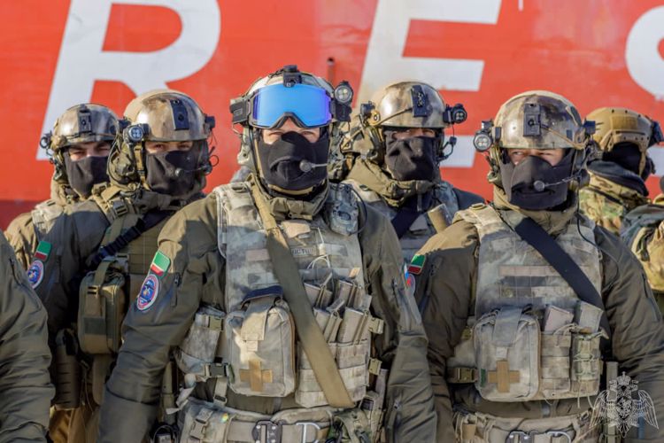 РОСГВАРДЕЙЦЫ ИЗ ЧЕЧЕНСКОЙ РЕСПУБЛИКИ ЗАВЕРШИЛИ УЧАСТИЕ В АРКТИЧЕСКОМ УЧЕНИИ.