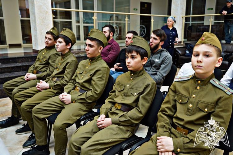 Росгвардейцы Чеченской Республики поддержали акцию «Неделя мужества»