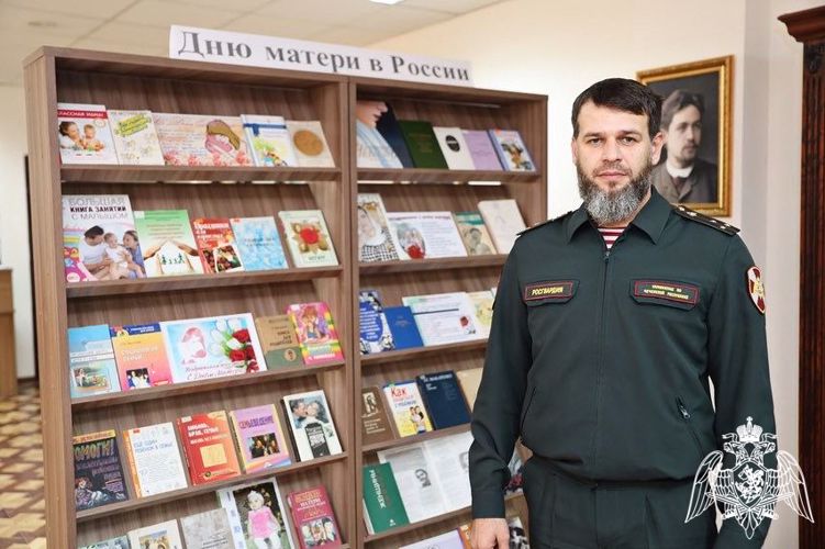 В Грозном росгвардейцы приняли участие в мероприятии ко Дню матери.