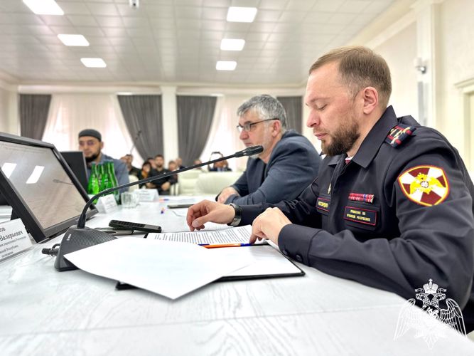 Офицер Росгвардии принял участие в межрегиональной научно-практической конференции в Грозном