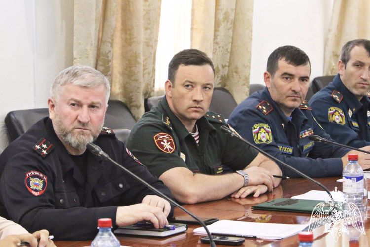 В Грозном офицер Росгвардии принял участие в заседании оргкомитета по проведению военно-патриотической игры «Наша сила в единстве!»