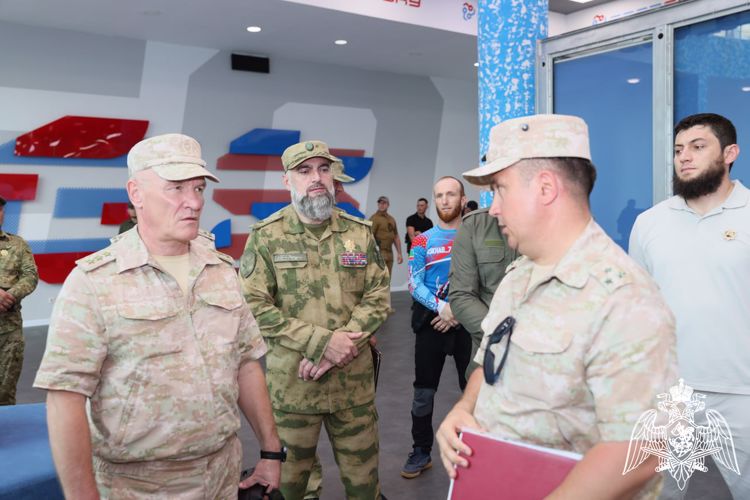 КОМАНДУЮЩИЙ СЕВЕРО-КАВКАЗСКИМ ОКРУГОМ РОСГВАРДИИ СОВЕРШИЛ РАБОЧУЮ ПОЕЗДКУ В ЧЕЧЕНСКУЮ РЕСПУБЛИКУ