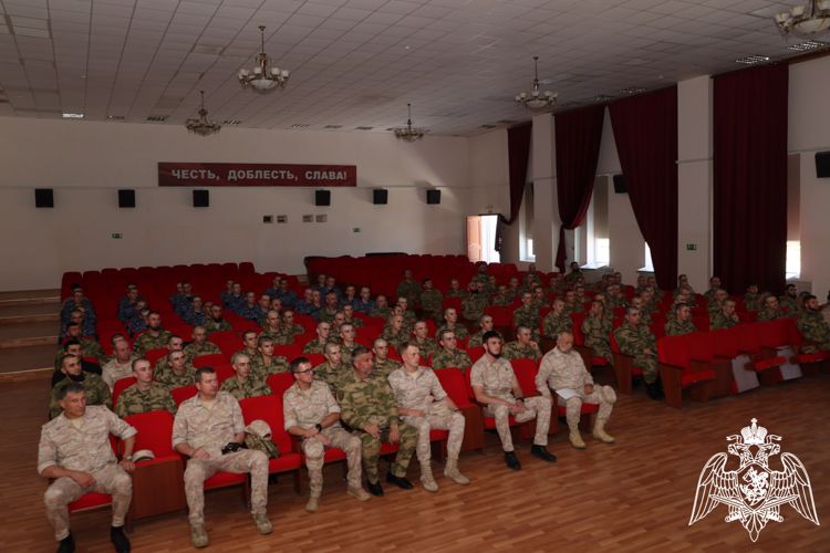 КОМАНДУЮЩИЙ СЕВЕРО-КАВКАЗСКИМ ОКРУГОМ РОСГВАРДИИ СОВЕРШИЛ РАБОЧУЮ ПОЕЗДКУ В ЧЕЧЕНСКУЮ РЕСПУБЛИКУ