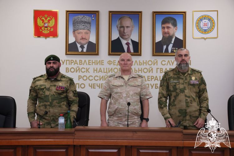 КОМАНДУЮЩИЙ СЕВЕРО-КАВКАЗСКИМ ОКРУГОМ РОСГВАРДИИ СОВЕРШИЛ РАБОЧУЮ ПОЕЗДКУ В ЧЕЧЕНСКУЮ РЕСПУБЛИКУ