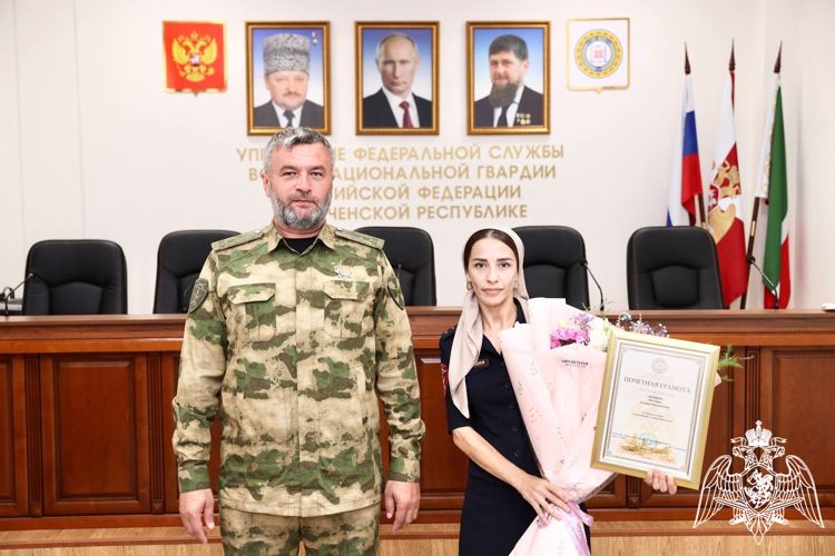 В Грозном наградили представителей тыловых подразделений Управления Росгвардии.