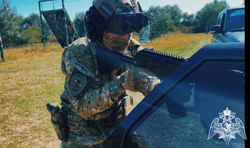 В Чеченской Республике прошли тактико-специальные занятия с привлечением спецподразделения ОМОН «АХМАТ-1». 