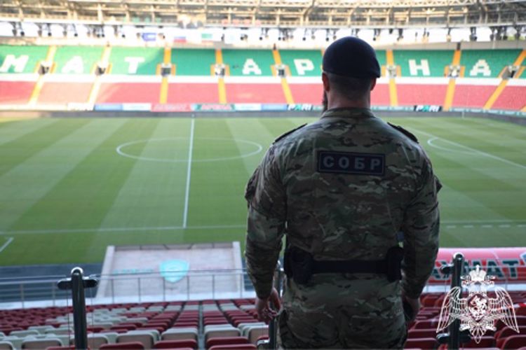 Чеченские росгвардейцы обеспечили правопорядок во время проведения футбольного матча 10-го тура Российской Премьер-Лиги