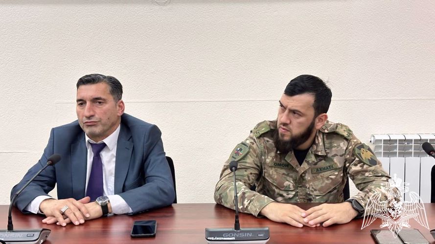 В Грозном росгвардейцы приняли участие в мероприятии, приуроченном ко Дню матери