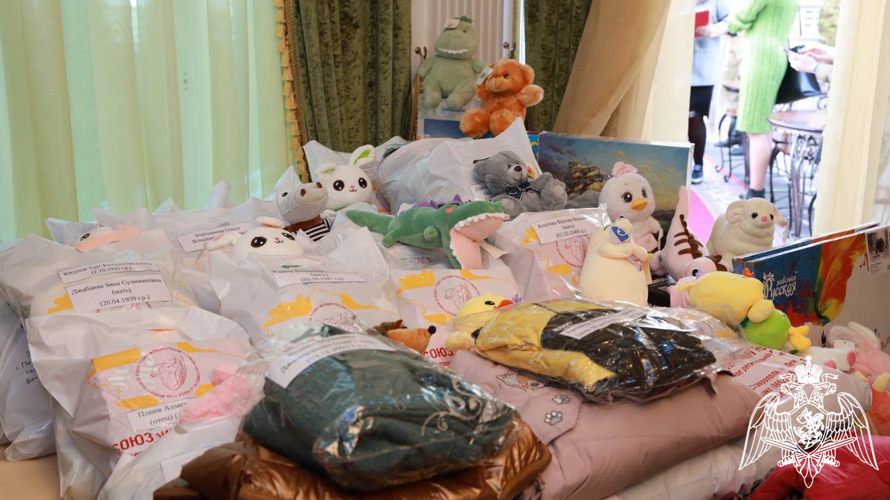 Командующий Северо-Кавказским округом Росгвардии встретился с семьями погибших сотрудников из Чеченской Республики