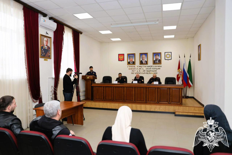 В Грозном прошла пресс-конференция начальника регионального ЦЛРР Росгвардии