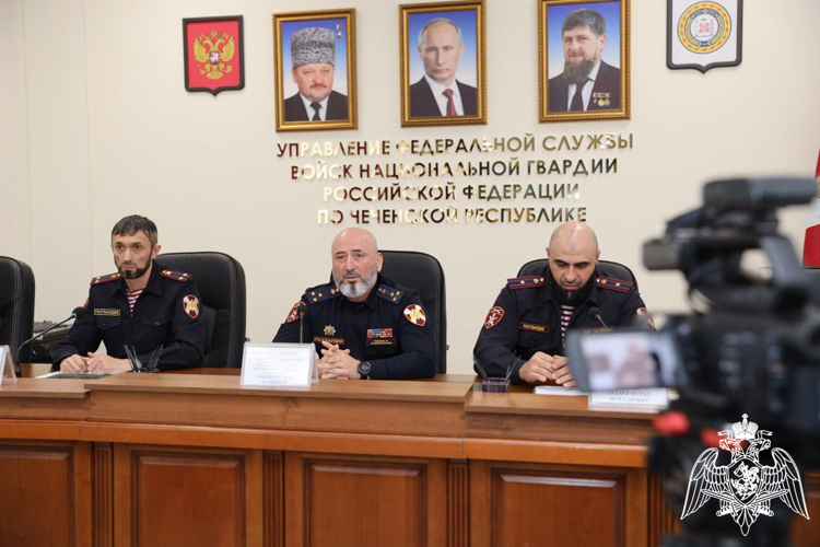 В Грозном прошла пресс-конференция начальника регионального ЦЛРР Росгвардии