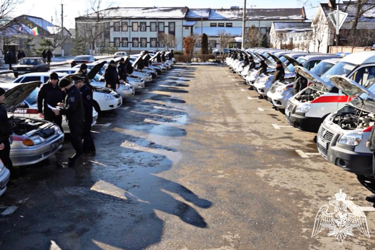 В Грозном  прошел смотр служебного автотранспорта росгвардейцев