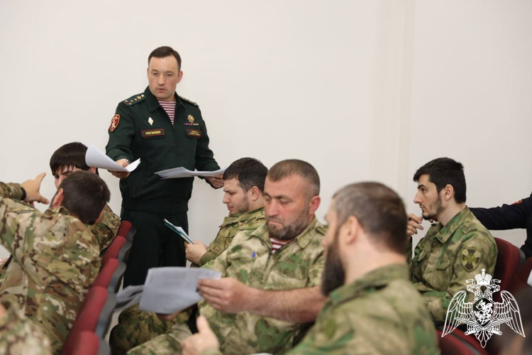 В Грозном росгвардейцы приняли участие в Международной акции «Диктант Победы». 
