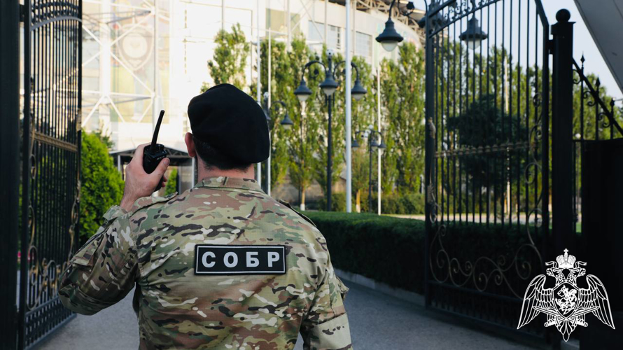 Росгвардейцы обеспечили безопасность и правопорядок при проведении футбольного матча РПЛ «Ахмат» - «Сочи»