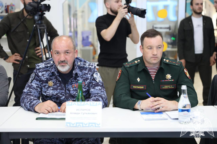 Представители Росгвардии в Грозном обсудили вопросы профилактики экстремизма 