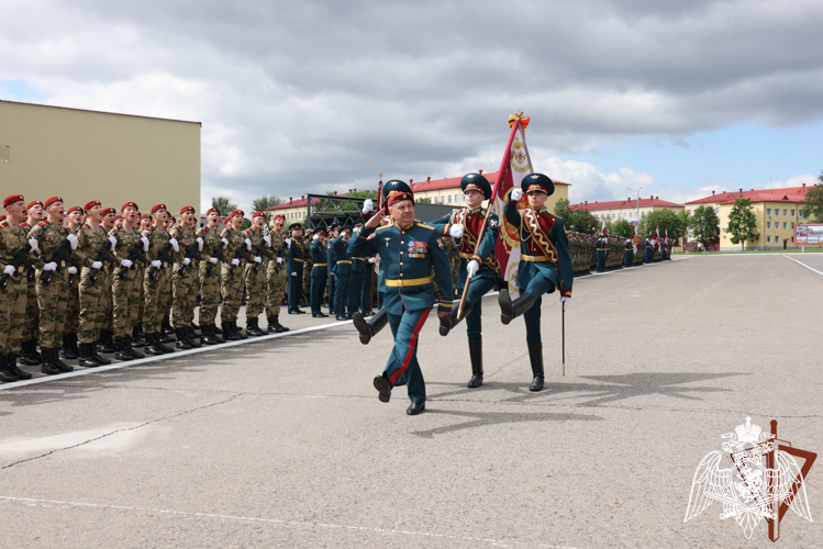 Директор Росгвардии генерал армии Виктор Золотов принял участие в посвященных 100-летию дивизии имени Ф.Э. Дзержинского торжественных мероприятиях