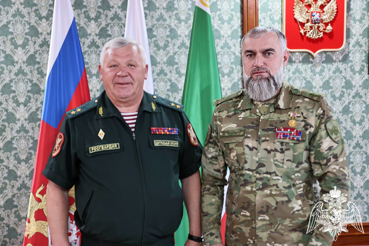 Встреча начальника Главного управления охраны общественного порядка с руководителем территориального управления Росгвардии состоялась в Грозном