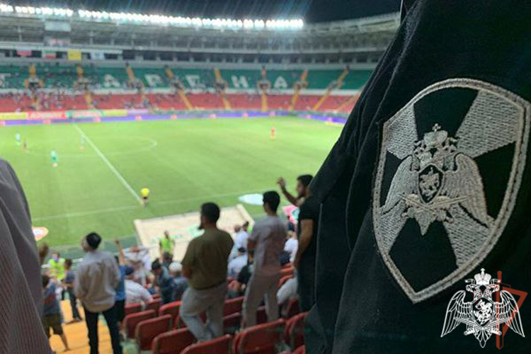 Росгвардейцы обеспечили правопорядок на футбольном матче РПЛ в Грозном