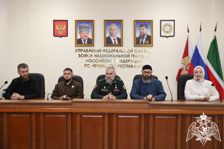 В Управлении Росгвардии по Чеченской Республике поздравили журналистов региона с профессиональным праздником