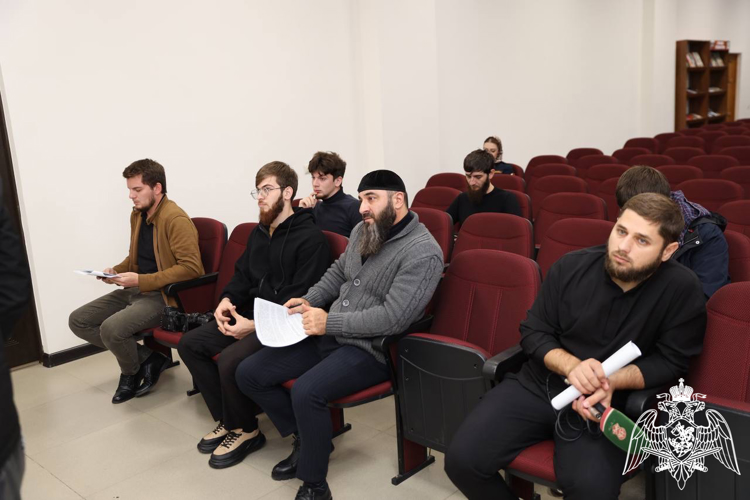 В Грозном состоялась пресс-конференция начальника ЦЛРР Росгвардии