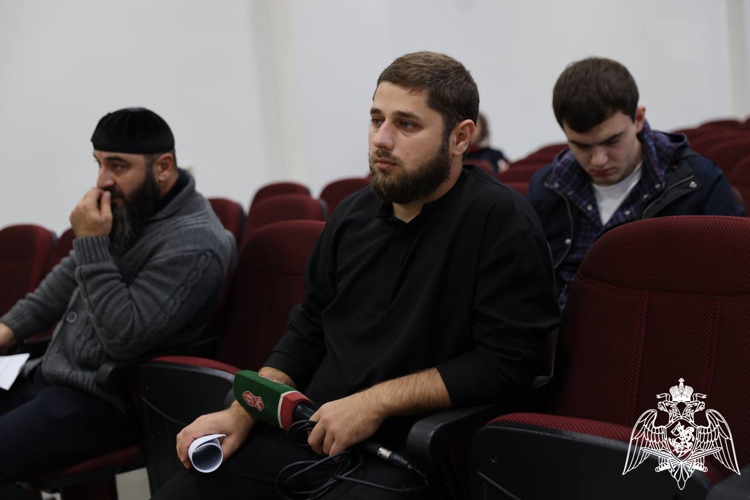 В Грозном состоялась пресс-конференция начальника ЦЛРР Росгвардии