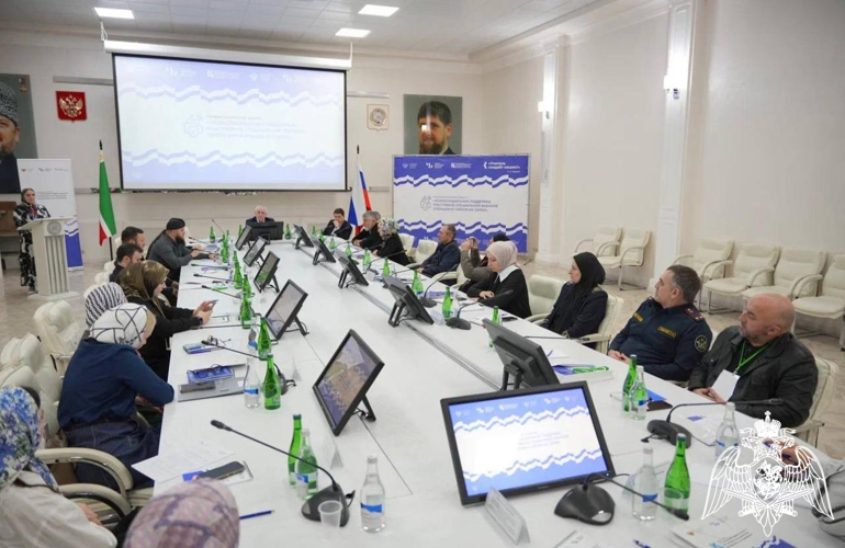 В Грозном представители Росгвардии  приняли участие в межрегиональном форуме по поддержке участников СВО