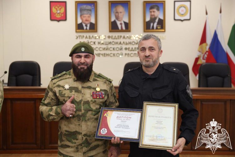 В Управлении Росгвардии по Чеченской Республике наградили победителя ведомственного конкурса «В объективе Росгвардия»