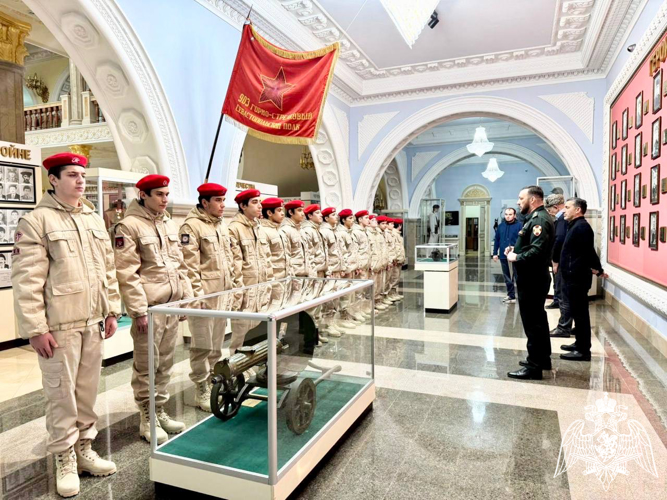 В Грозном росгвардейцы провели мероприятия, посвященные победе в Сталинградской битве
