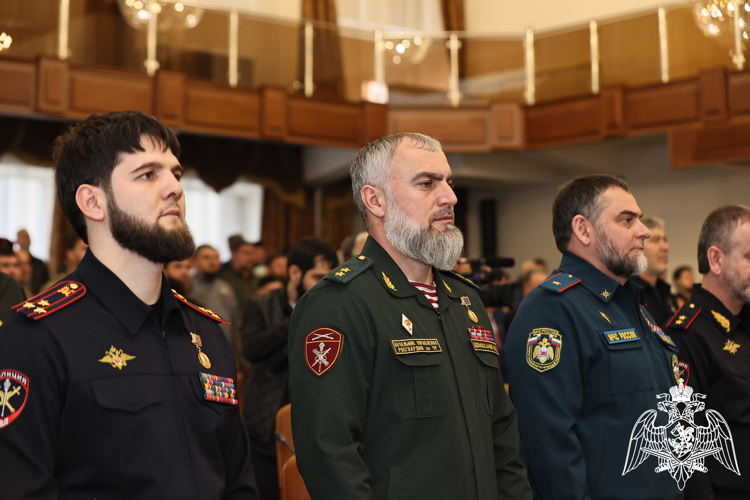 Начальник Управления Росгвардии по Чеченской Республике принял участие в торжественном собрании