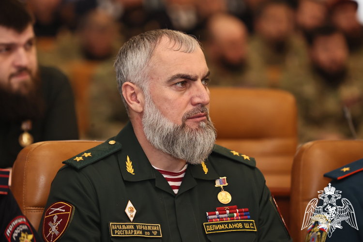 Начальник Управления Росгвардии по Чеченской Республике принял участие в торжественном собрании