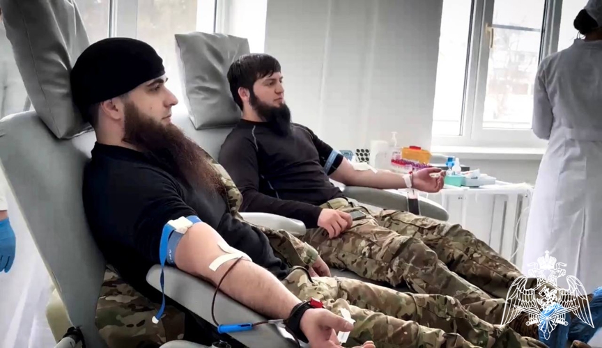 В Чеченской Республике росгвардейцы приняли участие в акции «От сердца к сердцу» 