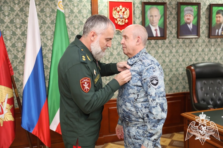 Начальник Управления Росгвардии по Чеченской Республике провел рабочую встречу с заместителем начальника ГУ МВД России по СКФО