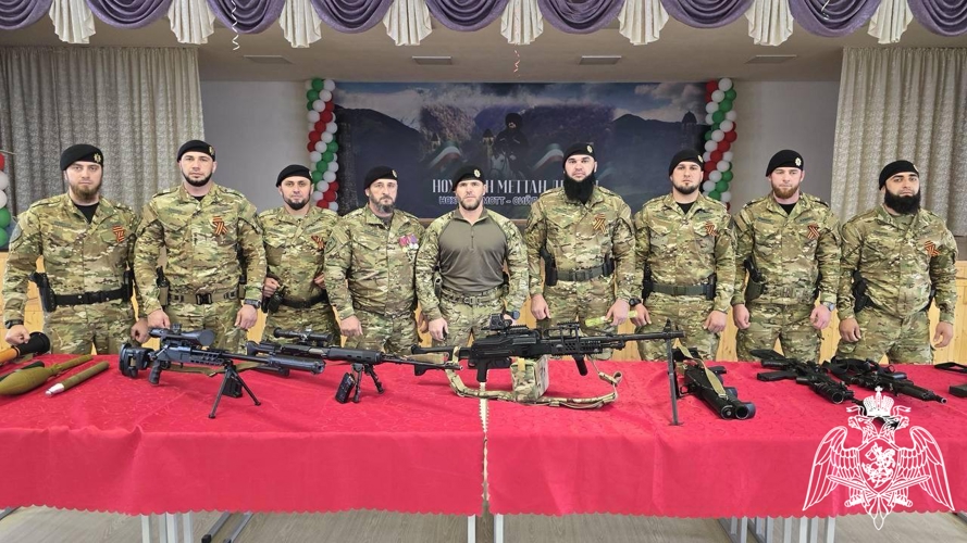 В Чеченской Республике офицеры Росгвардии провели урок Мужества в преддверии Дня Победы