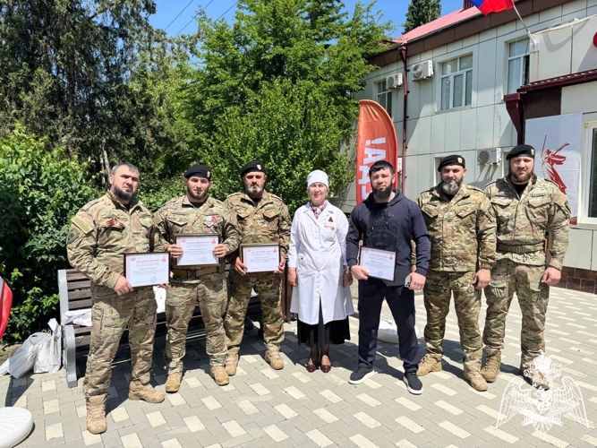 Росгвардейцы приняли участие в патриотическом мероприятии в Чеченской Республике