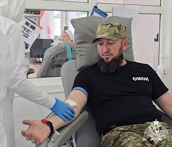 Более 50 росгвардейцев поддержали ведомственную донорскую акцию в Чеченской Республике