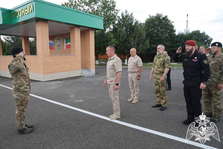 Командующий Северо-Кавказским округом Росгвардии прибыл с рабочим визитом в Чеченскую Республику
