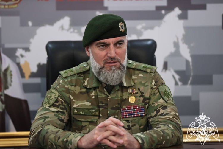 Начальник Управления Росгвардии по Чеченской Республике провел служебное совещание с руководящим составом ОМОН «АХМАТ-1» 