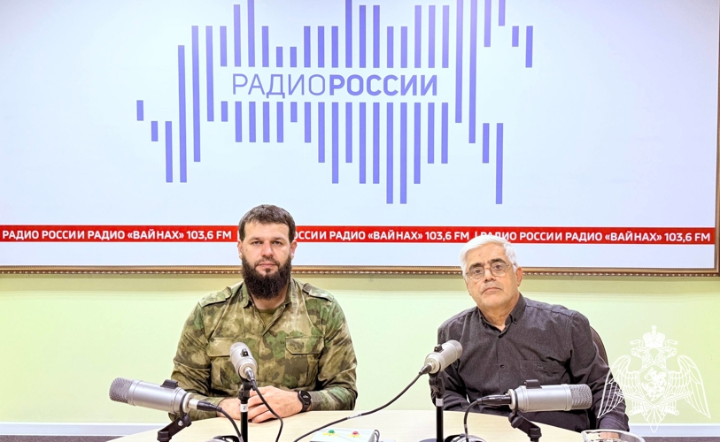 Офицер Управления Росгвардии по Чеченской Республике выступил в эфире регионального радио