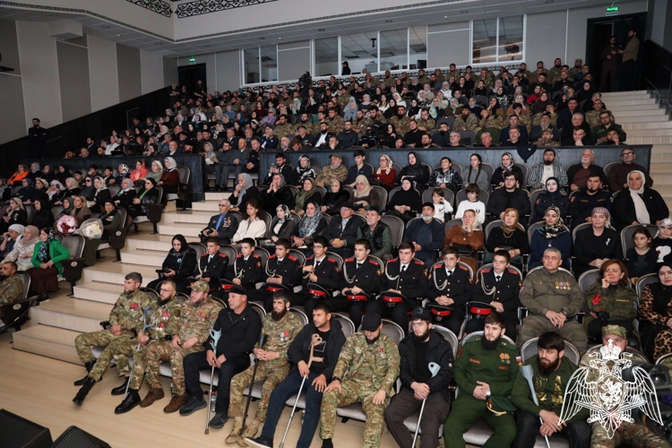 Начальник Управления Росгвардии по Чеченской Республике принял участие в открытии международного фестиваля 