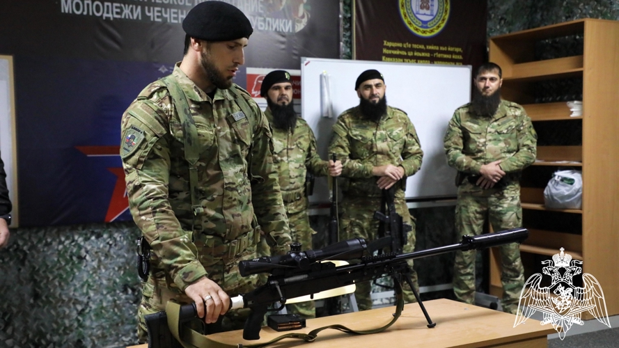Росгвардейцы провели урок мужества для воспитанников образовательного центра «Квант»