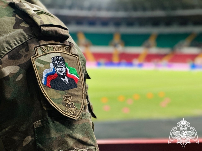 Сотрудники Росгвардии обеспечили правопорядок на футбольном матче в Грозном