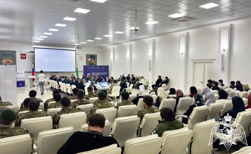 В Грозном представители Росгвардии приняли участие в межрегиональной научной конференции