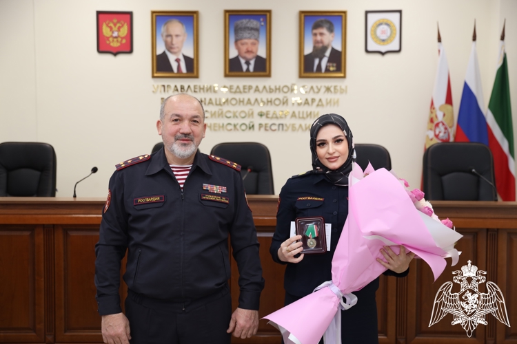 В Грозном отметили 31-ю годовщину со Дня образования подразделений по взаимодействию со СМИ Росгвардии