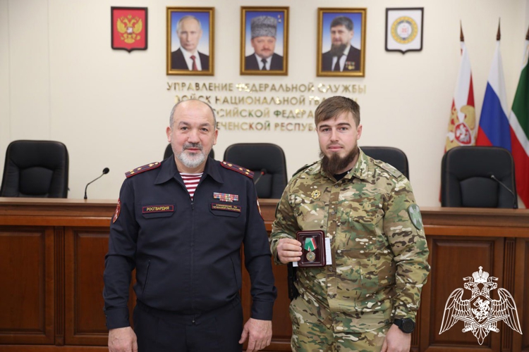 В Грозном отметили 31-ю годовщину со Дня образования подразделений по взаимодействию со СМИ Росгвардии