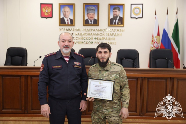 В Грозном отметили 31-ю годовщину со Дня образования подразделений по взаимодействию со СМИ Росгвардии