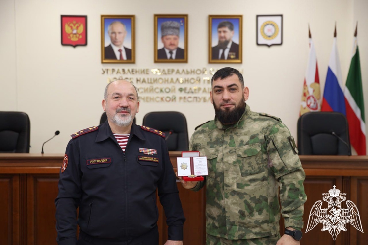 В Грозном отметили 31-ю годовщину со Дня образования подразделений по взаимодействию со СМИ Росгвардии