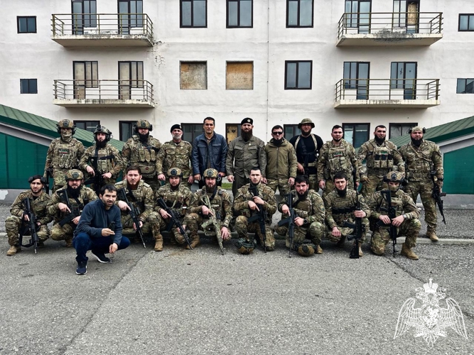 В Гудермесе журналисты МИЦ «Известия» сняли репортаж к 10-летию Росгвардии