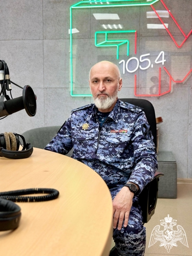 Офицер Управления Росгвардии по Чеченской Республике стал гостем радио «Грозный»