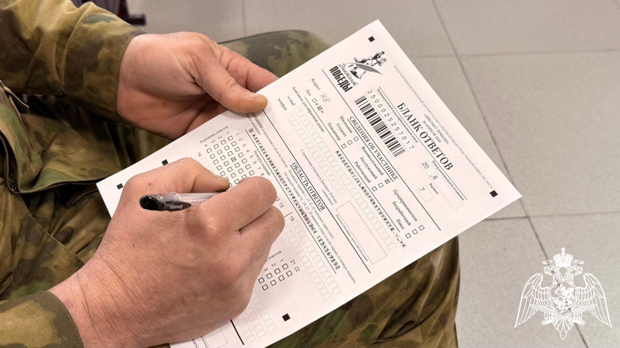 В Чеченской Республике росгвардейцы приняли участие в Международной акции «Диктант Победы»